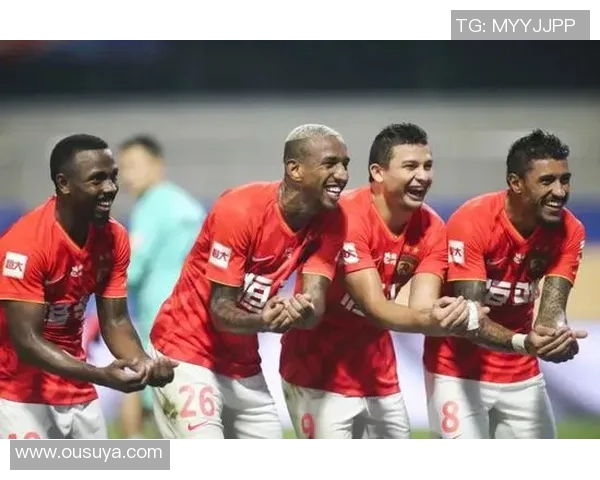 足球球星卡收纳保护与展示配件全方位实用指南